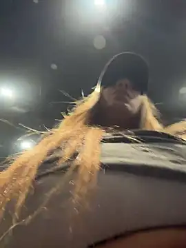 Snapshot of Bigbuttbrooklynn chatting on 01/14/26, 02:33 Bigbuttbrooklynn online show from 01/14/26, 02:33