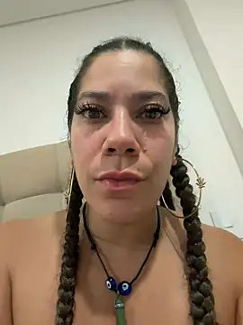 Snapshot of Bigbuttbrooklynn chatting on 02/16/26, 02:18 Bigbuttbrooklynn online show from 02/16/26, 02:18