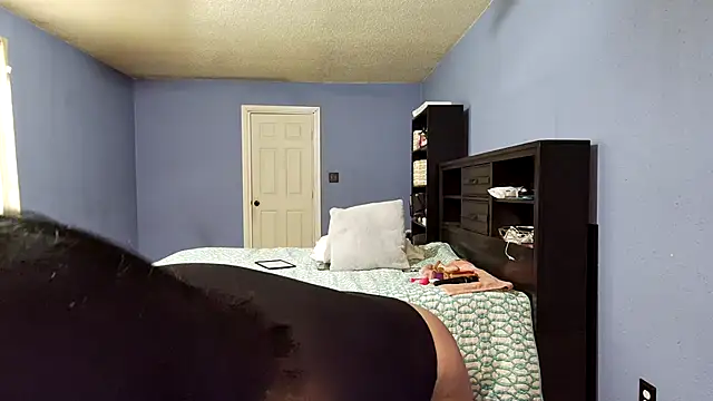 NinasRu online show from 11/28/25, 04:31