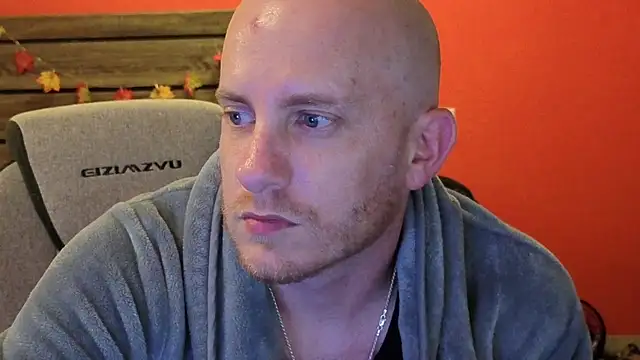 Snapshot of Hydro-Blastz chatting on 11/14/25, 06:12 Hydro-Blastz online show from 11/14/25, 06:12