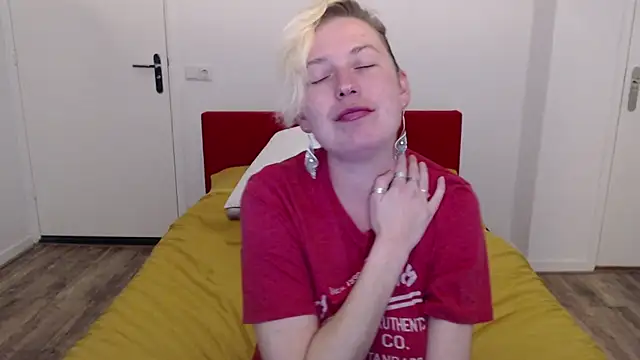 cumfun online show from 02/23/25, 06:34