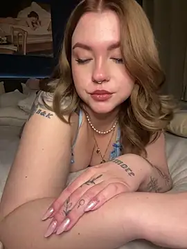 VictoriaLaFleur online show from 12/04/24, 08:51