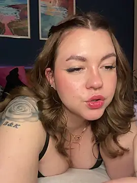 VictoriaLaFleur online show from 02/17/25, 09:19