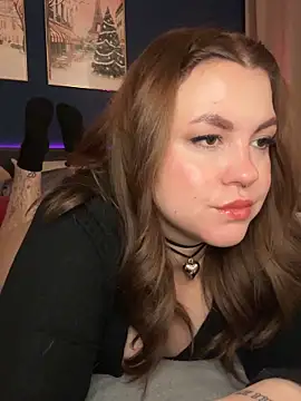 VictoriaLaFleur online show from 11/25/25, 09:26