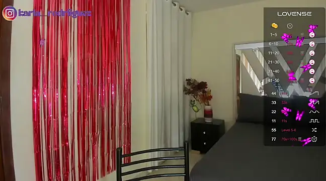 Snapshot of Karla_Rodriguezx chatting on 02/13/25, 06:48 Karla Rodriguezx online show from 02/13/25, 06:48