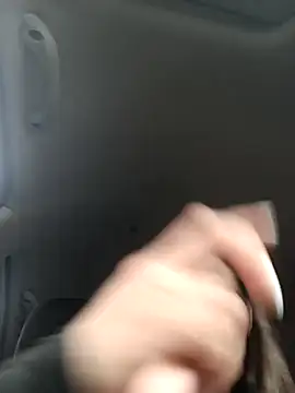 Snapshot of Karla_Rodriguezx chatting on 10/16/25, 12:17 Karla Rodriguezx online show from 10/16/25, 12:17