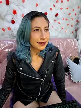 Snapshot of SkarletJhonson_ chatting on 09/10/25, 03:06 SkarletJhonson  online show from 09/10/25, 03:06