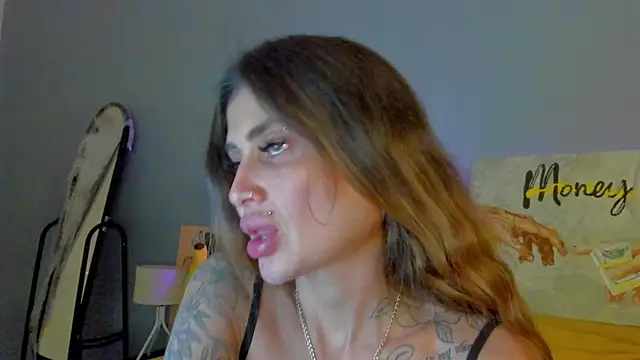 Snapshot of Patricia_Cox chatting on 10/30/25, 08:20 Patricia Cox online show from 10/30/25, 08:20