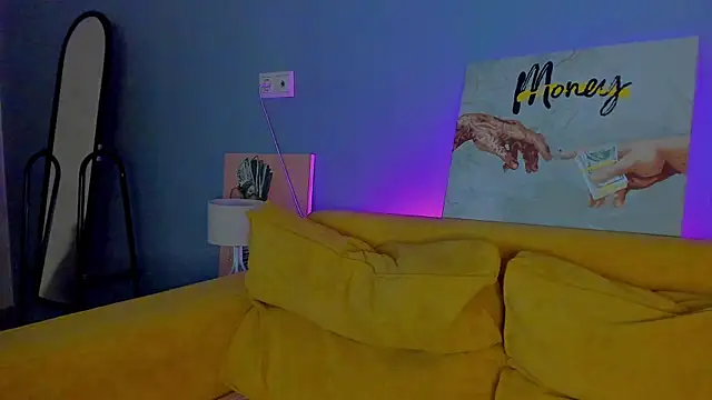 Snapshot of Patricia_Cox chatting on 11/26/25, 08:21 Patricia Cox online show from 11/26/25, 08:21