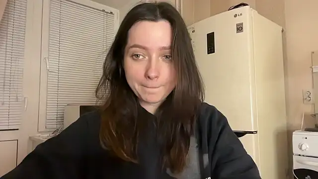  liatris  online show from 09/22/25, 02:52