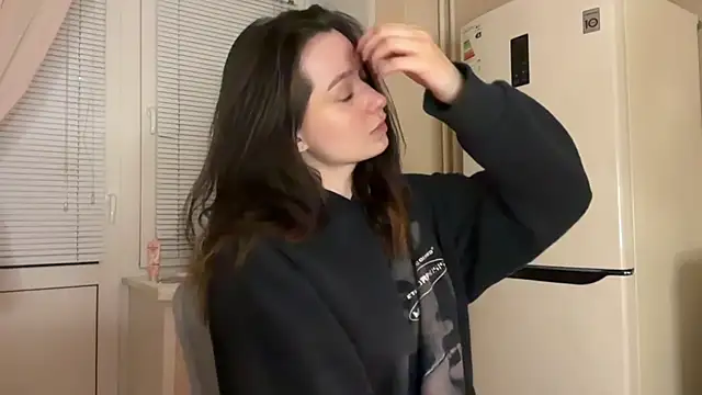  liatris  online show from 10/03/25, 03:42