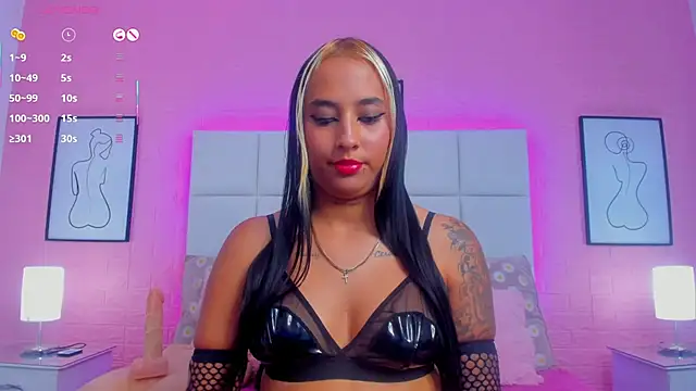 charlotte kisss online show from 07/16/26, 05:19