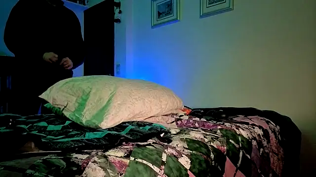 HandsumHungDaddy online show from 03/17/26, 10:07