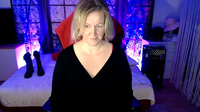 MarleneBloem online show from 01/13/25, 04:30