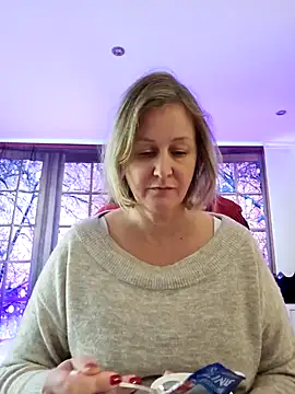 MarleneBloem online show from 01/29/25, 02:00