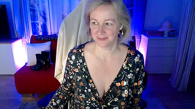 MarleneBloem online show from 10/13/25, 06:13