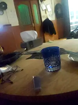 Snapshot of dk5888 chatting on 12/13/24, 05:43 dk5888 online show from 12/13/24, 05:43