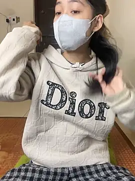 Snapshot of DA-EUN chatting on 01/13/25, 08:58 DA-EUN online show from 01/13/25, 08:58