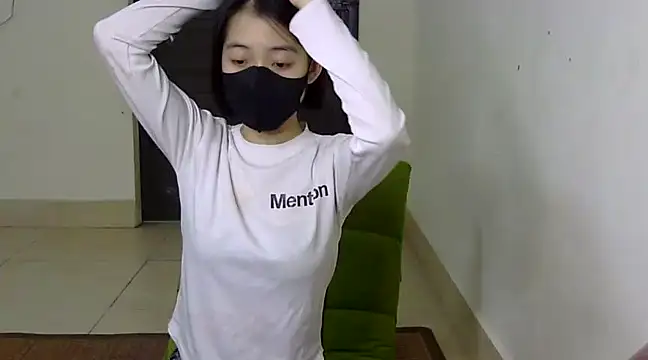 Snapshot of DA-EUN chatting on 03/05/25, 09:16 DA-EUN online show from 03/05/25, 09:16