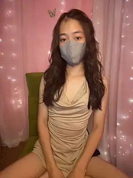 Snapshot of DA-EUN chatting on 09/17/25, 02:41 DA-EUN online show from 09/17/25, 02:41