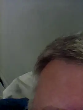 Snapshot of Jbirdb48 chatting on 12/22/24, 11:41 Jbirdb48 online show from 12/22/24, 11:41