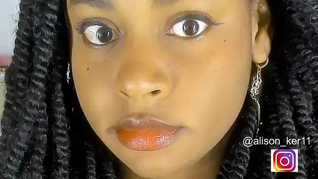 Snapshot of alison-ker3 chatting on 11/13/25, 06:45 alison-ker3 online show from 11/13/25, 06:45