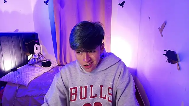 9 Fernanda 9 online show from 11/07/25, 03:50