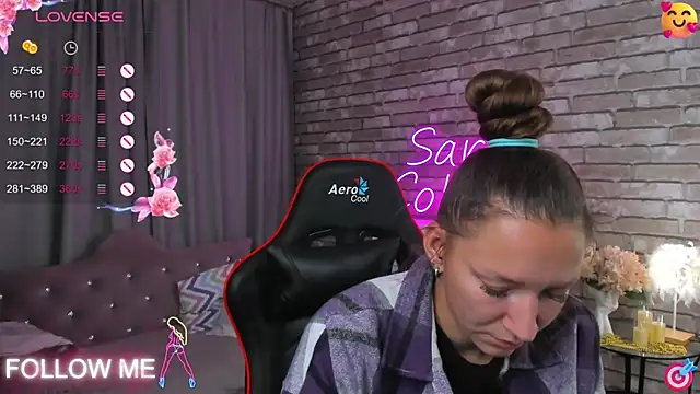 Snapshot of SarahCoksss chatting on 09/09/25, 01:05 SarahCoksss online show from 09/09/25, 01:05