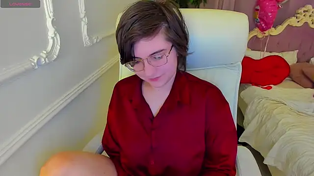 Lily Marlin online show from 04/19/26, 06:13