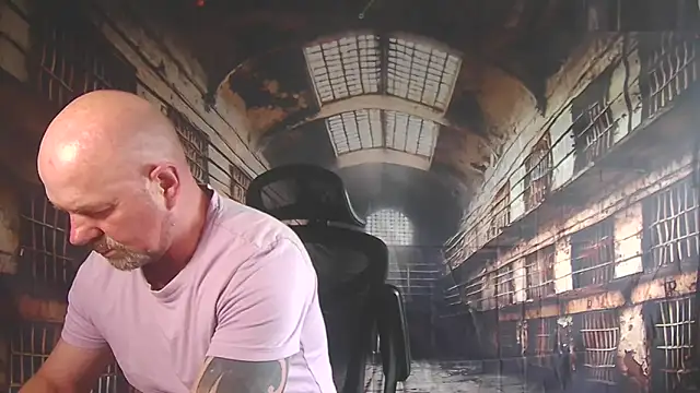 Snapshot of ManlyPrisonGuy chatting on 06/01/26, 09:11 ManlyPrisonGuy online show from 06/01/26, 09:11