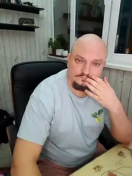 Snapshot of Pandasky chatting on 02/09/25, 05:11 Pandasky online show from 02/09/25, 05:11