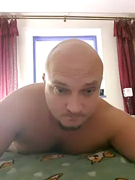 Pandasky online show from 11/18/25, 11:03