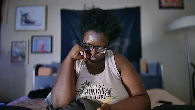 Snapshot of Yagurl__west chatting on 03/09/25, 05:33 Yagurl west online show from 03/09/25, 05:33