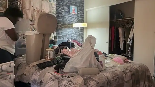 Snapshot of Yagurl__west chatting on 09/22/25, 09:28 Yagurl west online show from 09/22/25, 09:28