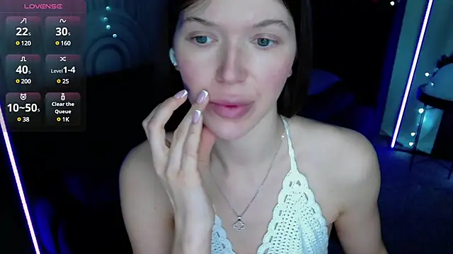 viviann evans online show from 12/28/24, 04:08
