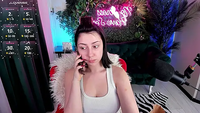 PennyMay online show from 03/21/25, 04:39