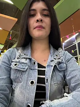 Snapshot of ambar-adaams chatting on 07/22/26, 12:46 ambar-adaams online show from 07/22/26, 12:46