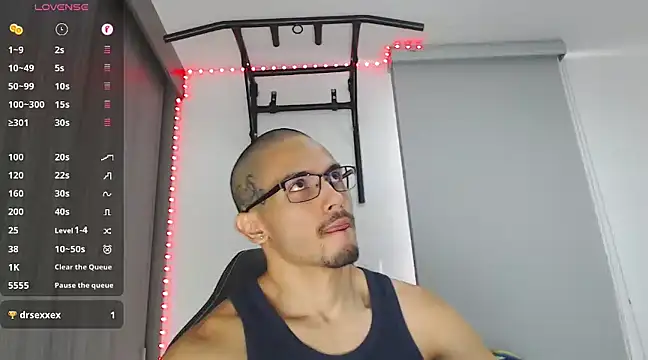 russthiago online show from 02/08/25, 03:00