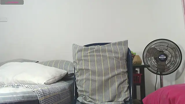 russthiago online show from 11/25/25, 01:44