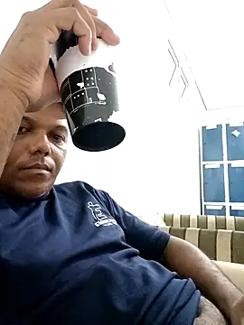 Snapshot of Mailsonp chatting on 02/20/26, 09:26 Mailsonp online show from 02/20/26, 09:26