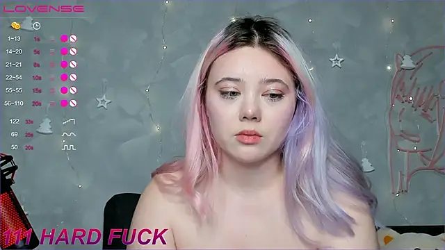 Snapshot of __KawaiiYuki__ chatting on 01/01/25, 12:00 KawaiiYuki online show from 01/01/25, 12:00