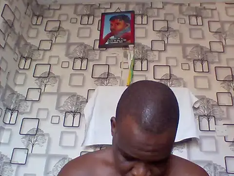 Snapshot of Chumba_001 chatting on 04/27/26, 04:43 Chumba 001 online show from 04/27/26, 04:43