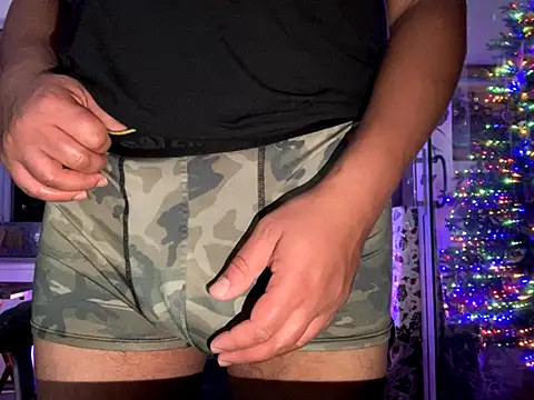 Snapshot of ThickDick_Daddy chatting on 12/05/25, 07:39 ThickDick Daddy online show from 12/05/25, 07:39