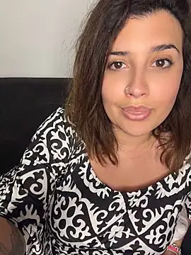 Novababy18 online show from 06/04/26, 12:16