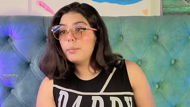 Paola Lyon  online show from 02/13/26, 07:21