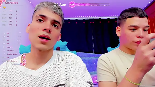 Snapshot of jake_and_joaquin chatting on 12/31/24, 04:38 jake and joaquin online show from 12/31/24, 04:38