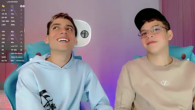 Snapshot of jake_and_joaquin chatting on 03/11/25, 10:18 jake and joaquin online show from 03/11/25, 10:18