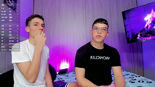 Snapshot of jake_and_joaquin chatting on 11/12/25, 01:50 jake and joaquin online show from 11/12/25, 01:50