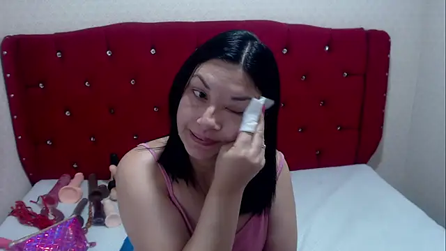 AdaFawxx online show from 09/20/25, 04:24