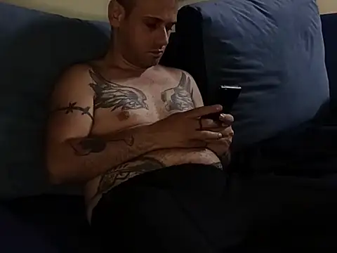 Snapshot of Arabeyes chatting on 09/08/25, 06:40 Arabeyes online show from 09/08/25, 06:40